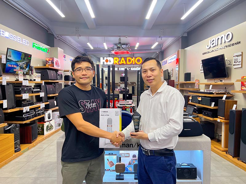 HDRadio đạt danh hiệu Đơn vị phân phối thiết bị âm thanh hàng đầu của YAMHA HDRadio đạt danh hiệu Đơn vị phân phối thiết bị âm thanh hàng đầu của YAMHA