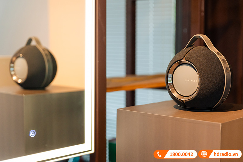 Loa Devialet Mania tại sự kiện ra mắt ở Việt Nam