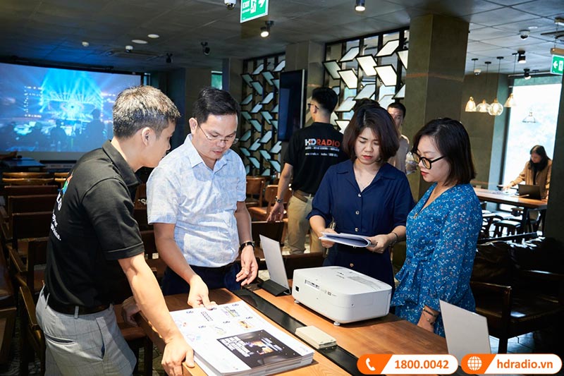 HDRadio & LOGICO & EPSON tổ chức sự kiện giới thiệu hệ thống âm thanh, trình chiếu phòng phim đẳng cấp HDRadio & LOGICO & EPSON tổ chức sự kiện giới thiệu hệ thống âm thanh, trình chiếu phòng phim đẳng cấp
