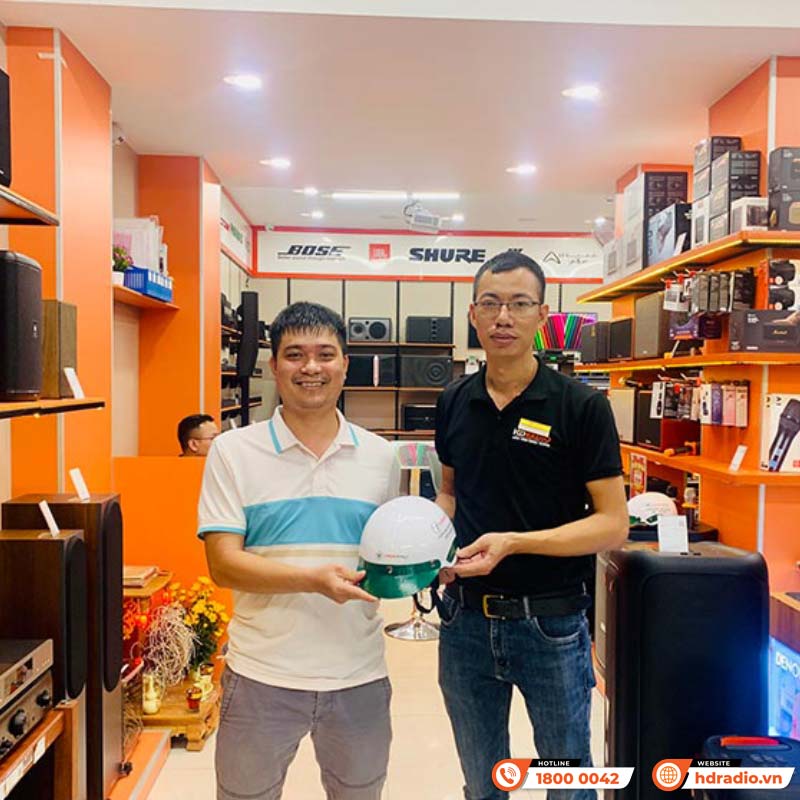 Mua hàng trực tiếp nhận ngay quà tặng