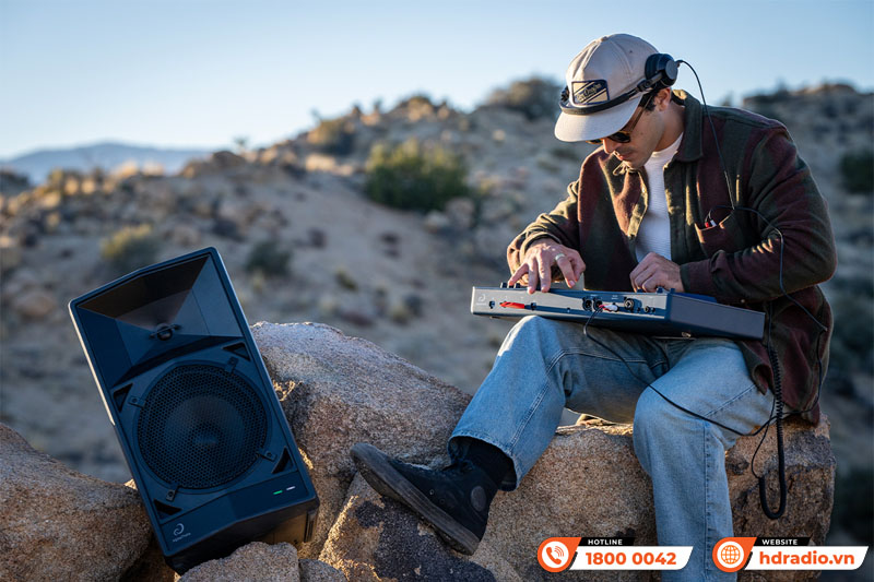 Bàn DJ AlphaTheta Omnis Duo