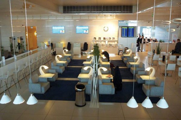 máy chiếu xem tivi