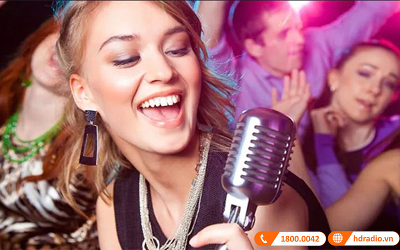 Cách học hát hay giúp bạn tự tin khi cầm micro karaoke ở bất cứ đâu