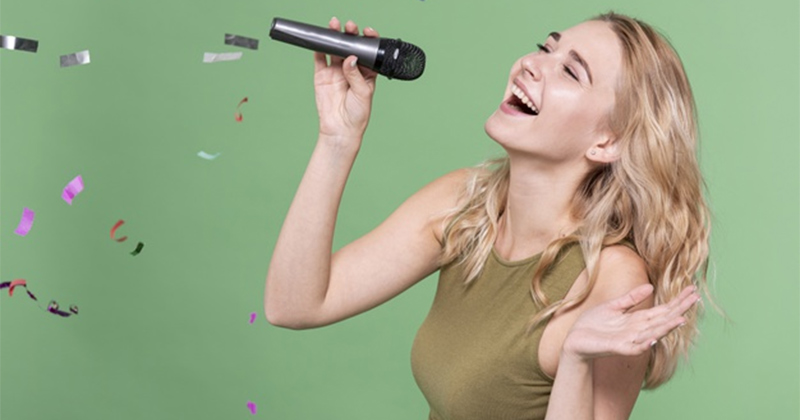 Cách học hát hay giúp bạn tự tin khi cầm micro karaoke ở bất cứ đâu