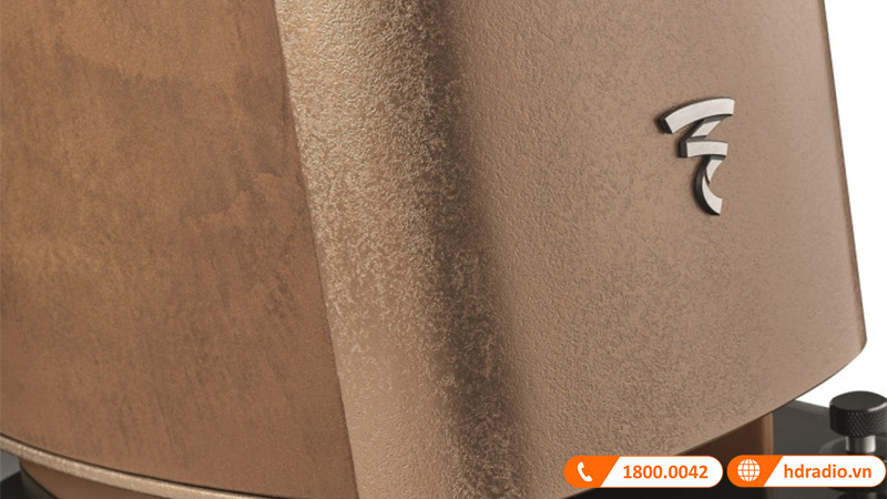 Hãng Focal ra mắt 2 phiên bản màu Black Ostrea và Brown Concrete cho mẫu loa Focal Sopra No2