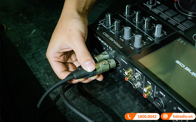 cách kết nối bàn DJ với loa cách kết nối bàn DJ với loa