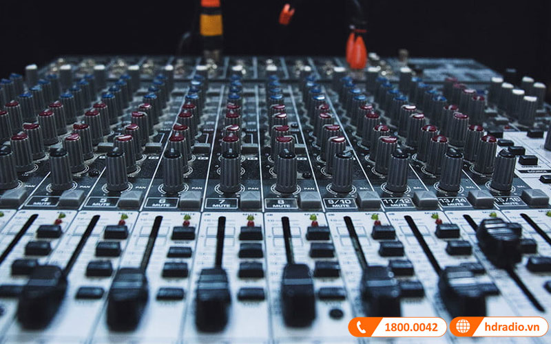 Cách kết nối Equalizer với Amply hát karaoke