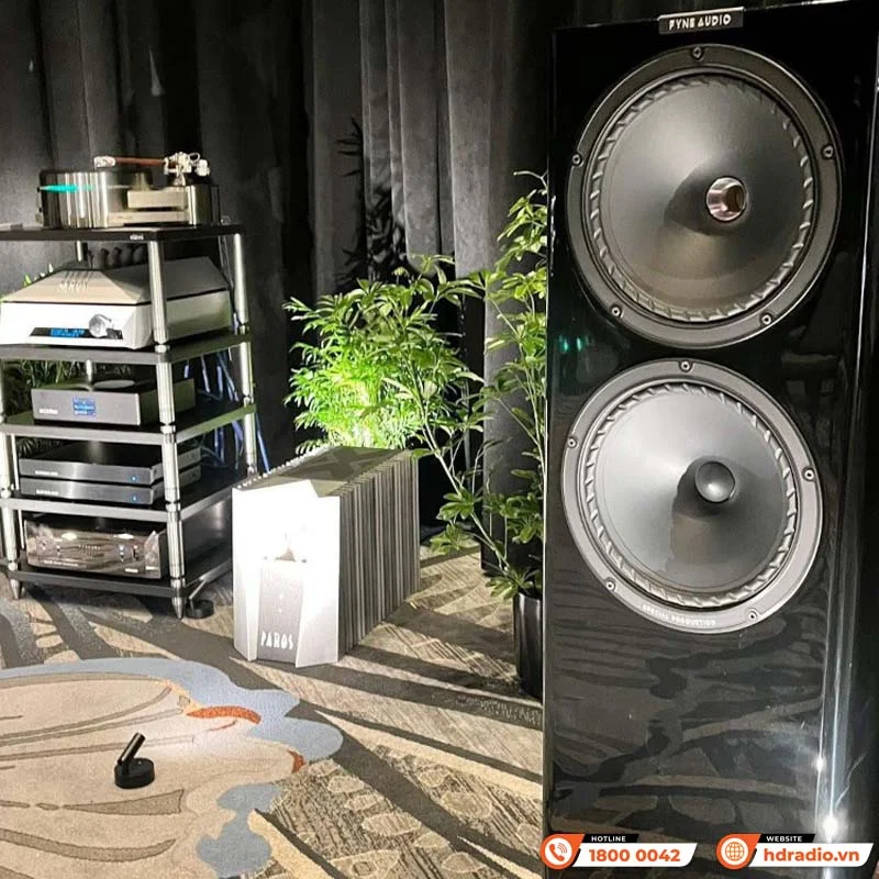 Fyne Audio ra mắt mẫu Loa cột F704SP