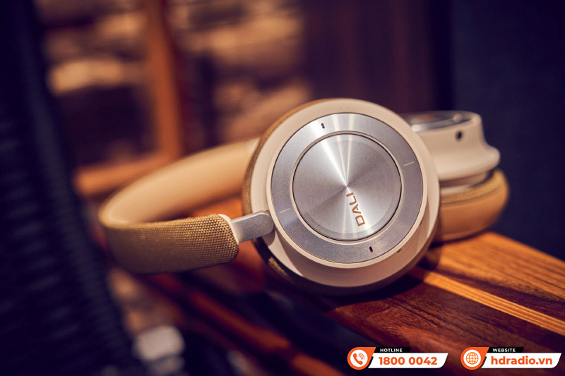 Tai nghe Dali IO-8