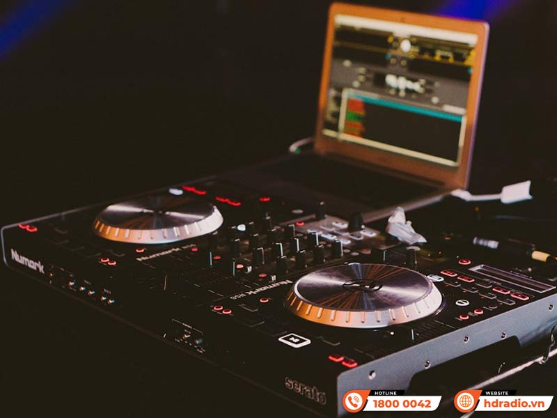 Cách Bảo Quản Bàn DJ Đúng Cách