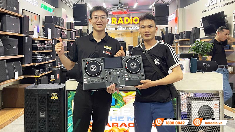Khách hàng mua Bàn DJ tại HDRadio