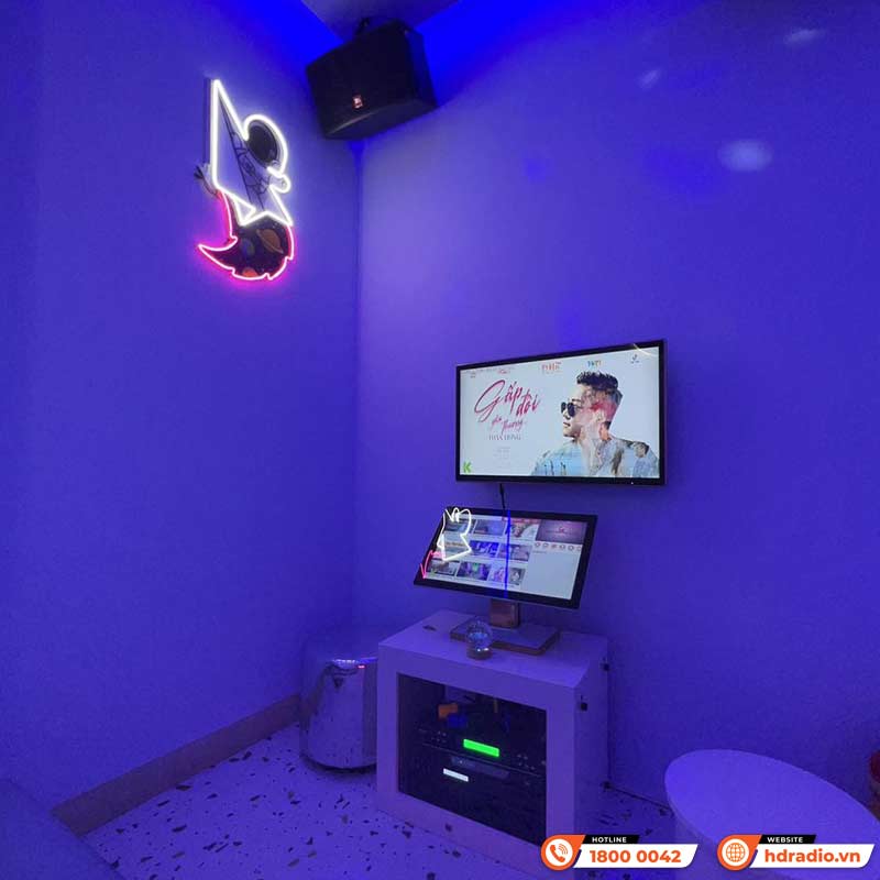 Vang số phòng hát Karaoke mini