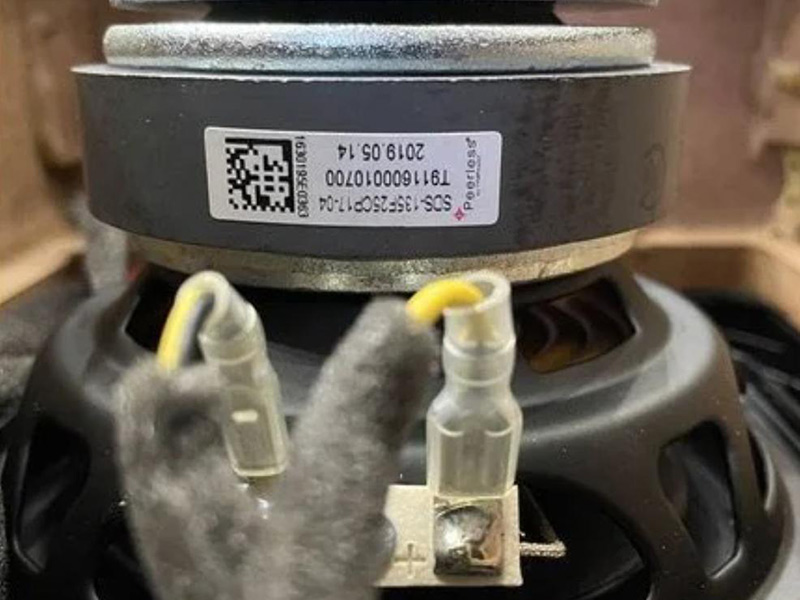 Loa Marshall Tufton chính hãng ASH dán tem có đầy đủ thông tin