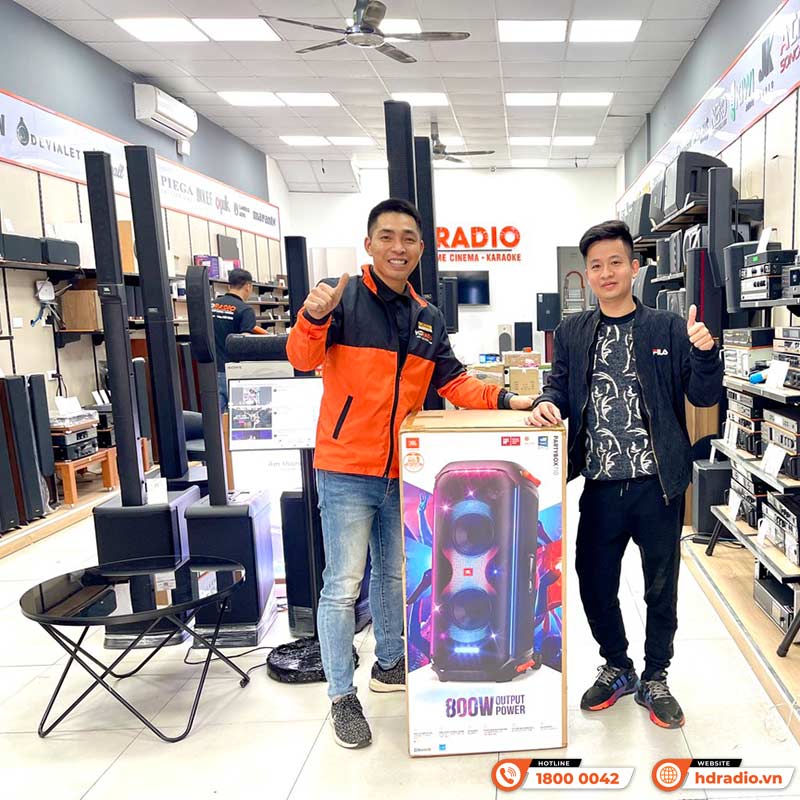 Khách hàng mua Loa JBL PartyBox 710