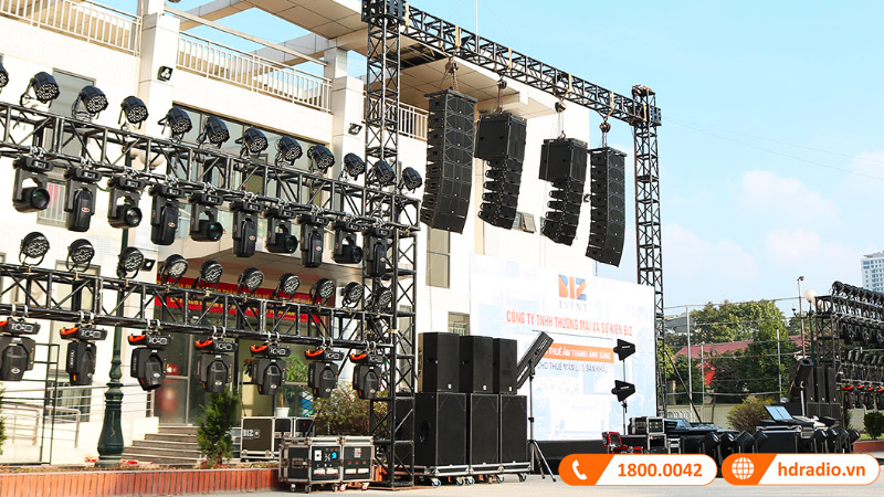 Loa line array